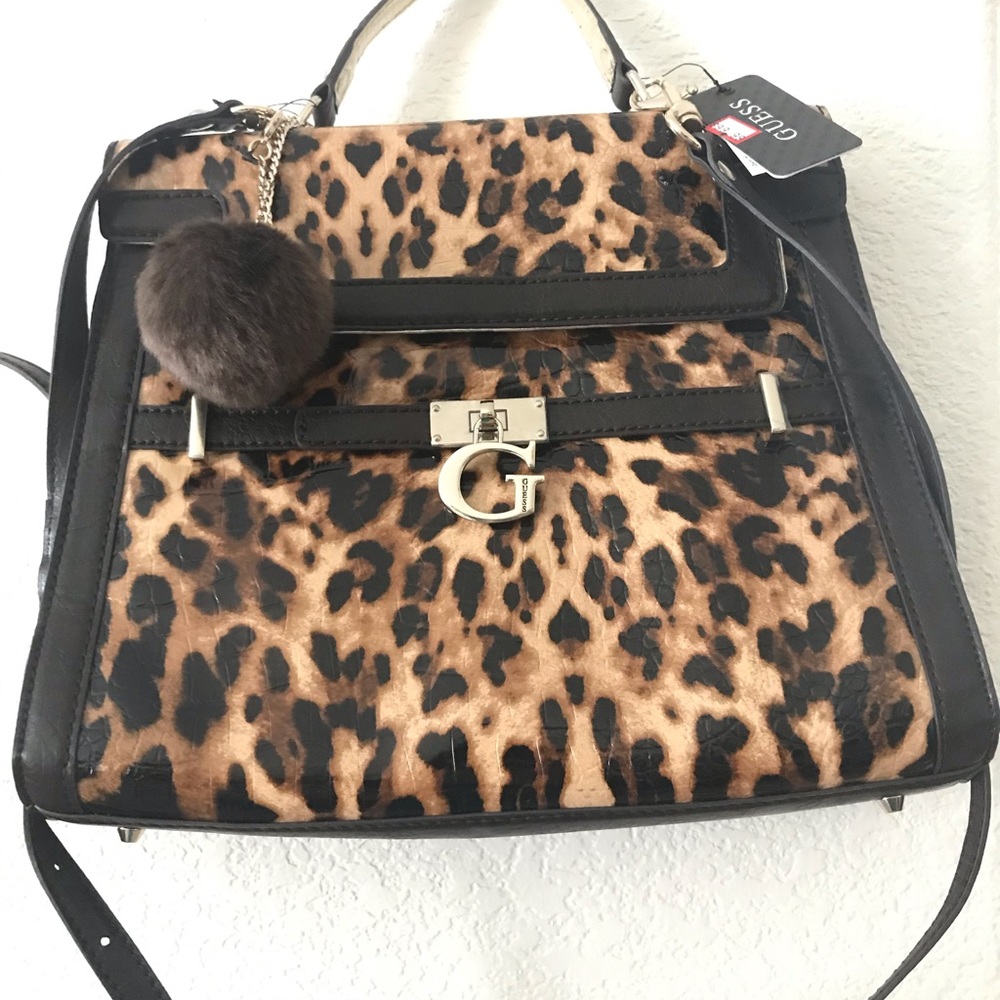 NWT GUESS “COVENT GARDEN” HANDBAG